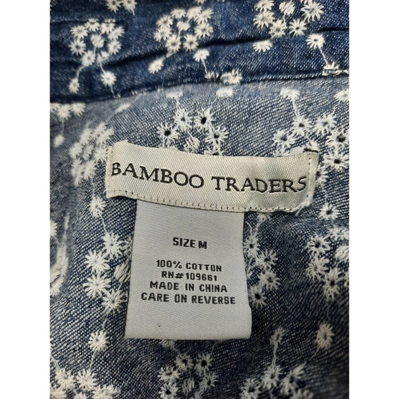 Bamboo Traders Embroidered white flowers on a denim jacket - Picture 6 of 12